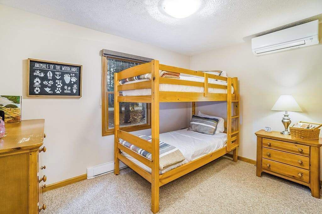 Photo of Bedroom in Thompsonville