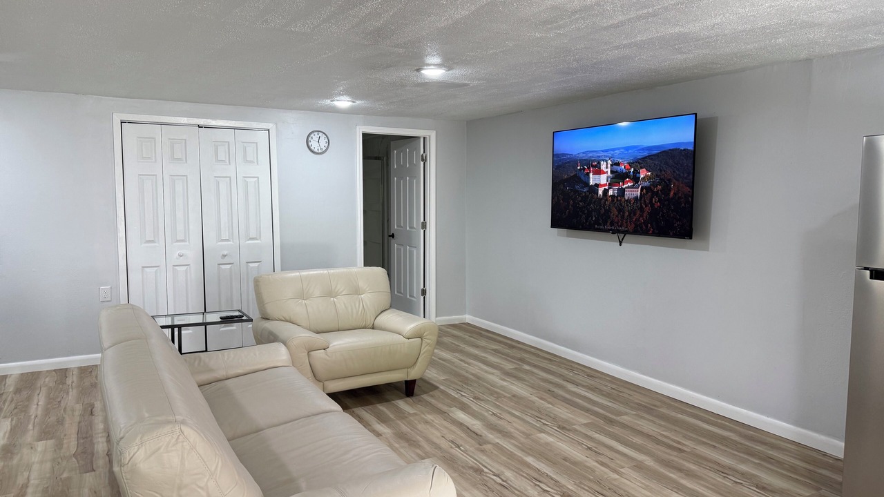 Photo of Livingroom in Marksville