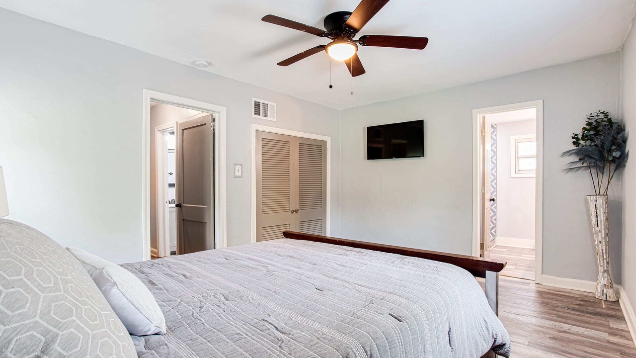 Photo of Bedroom in College Park