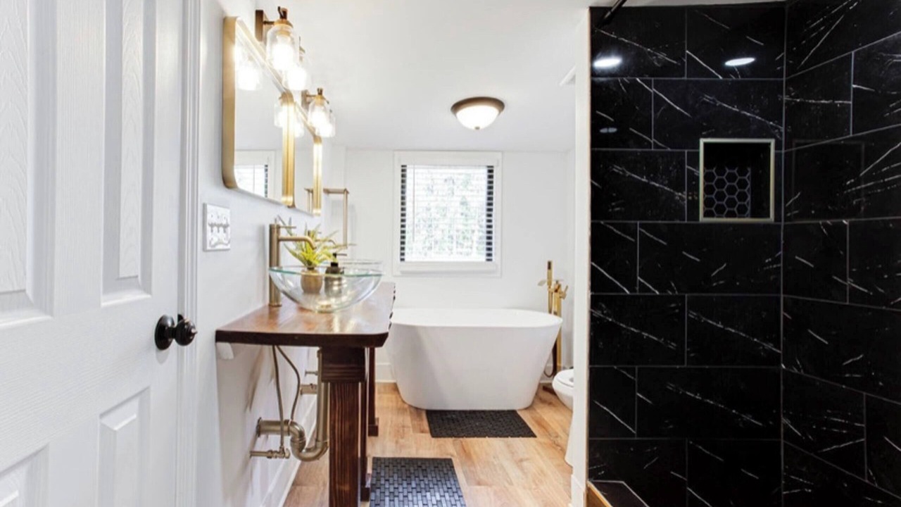 Photo of Bathroom in College Park
