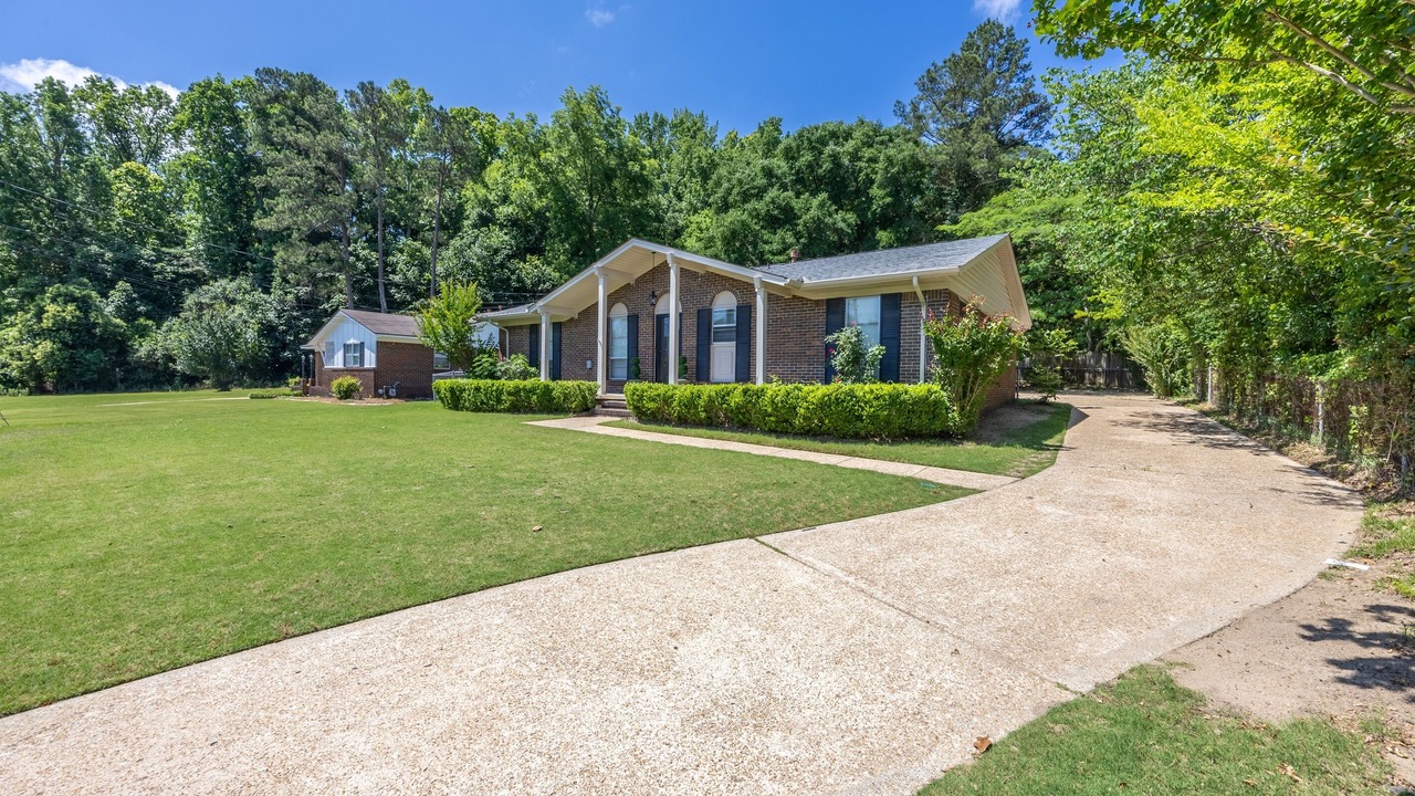 Photo of Outdoor in Prattville
