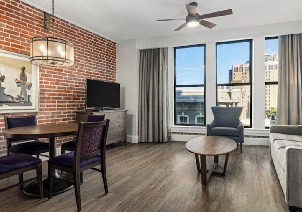 Photo of Livingroom in Central Business District