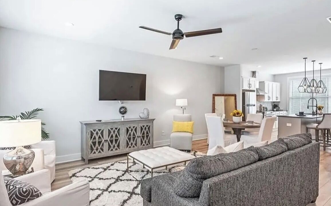 Photo of Livingroom in Hapeville