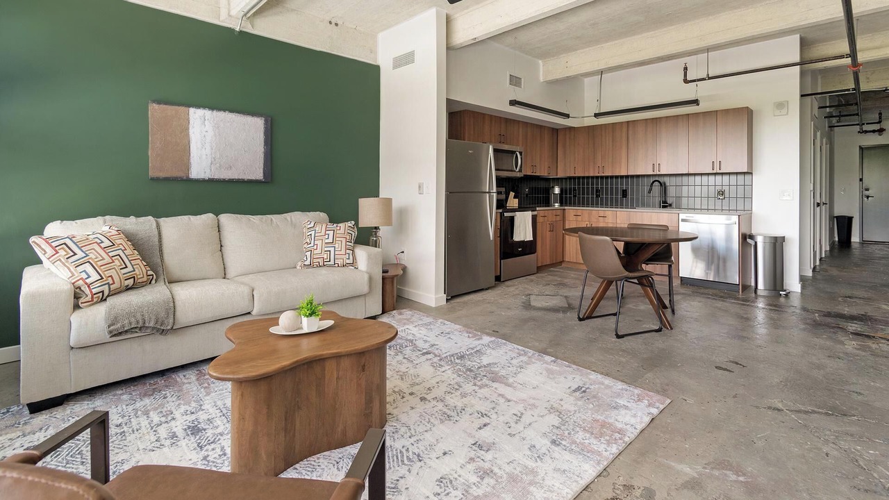 Photo of Livingroom in Urban Core