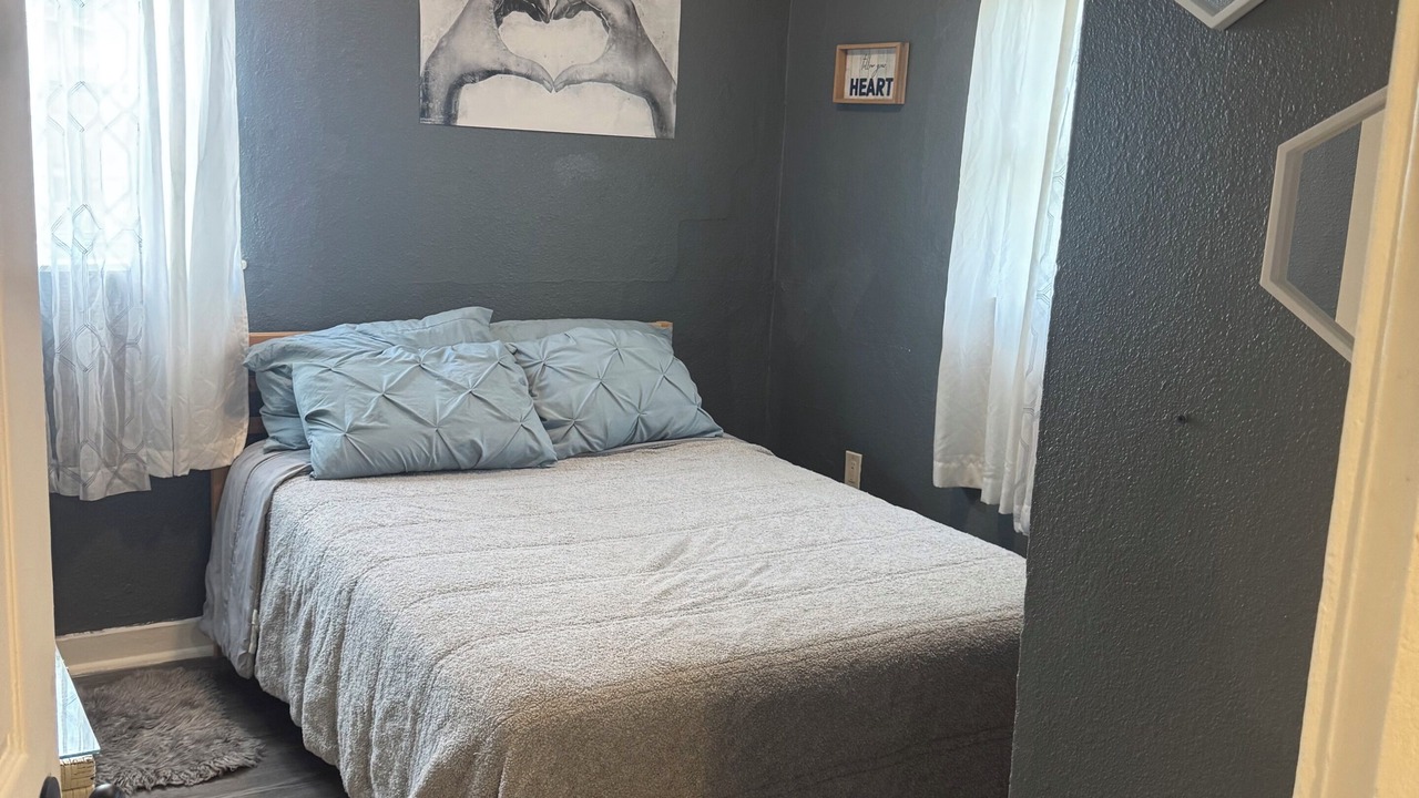 Photo of Bedroom in Cantonment