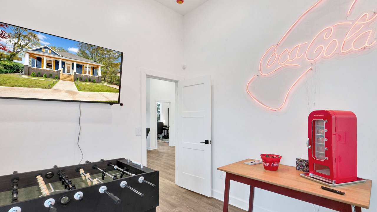 Photo of Bedroom in Crestline Heights