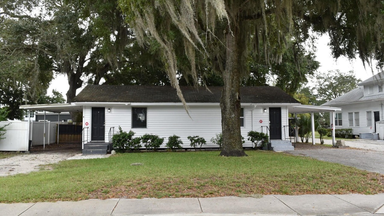 Photo of Outdoor in Winter Garden