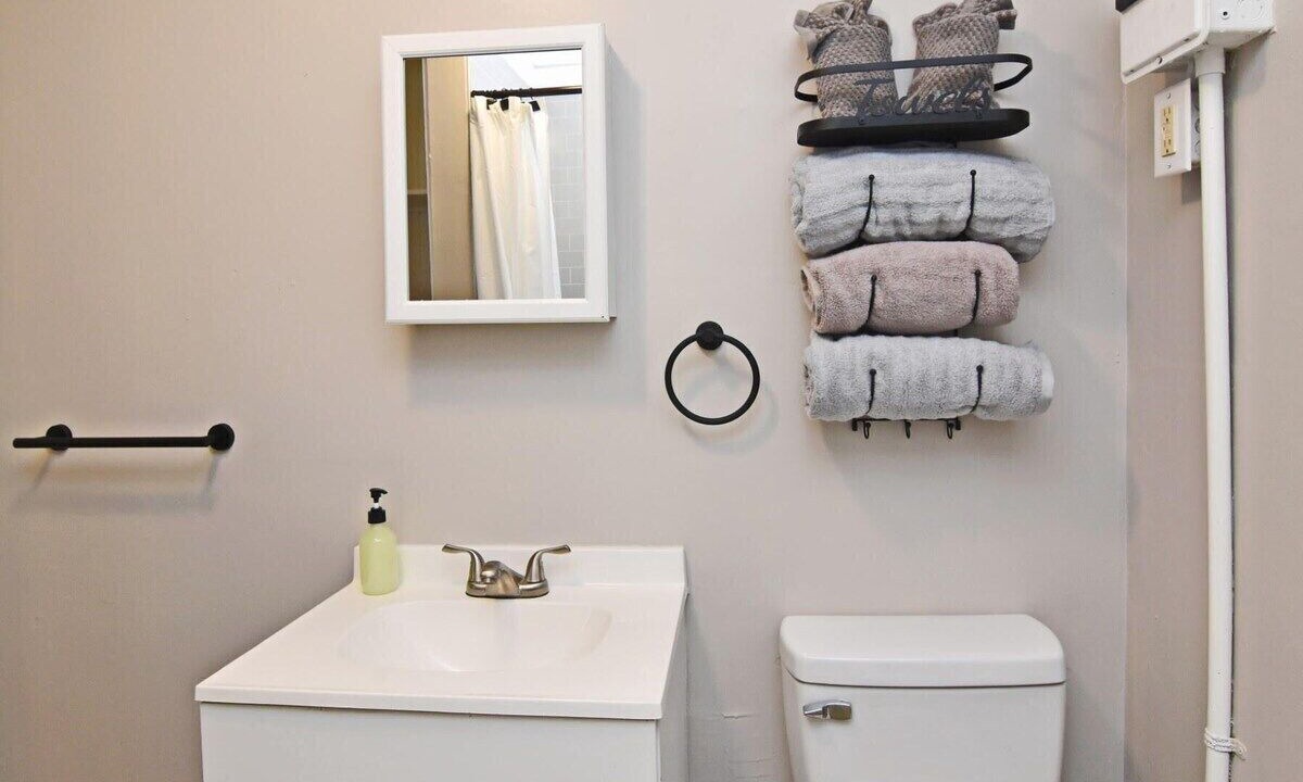 Photo of Bathroom in Winter Garden