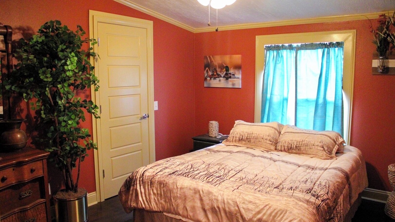 Photo of Bedroom in Sneads