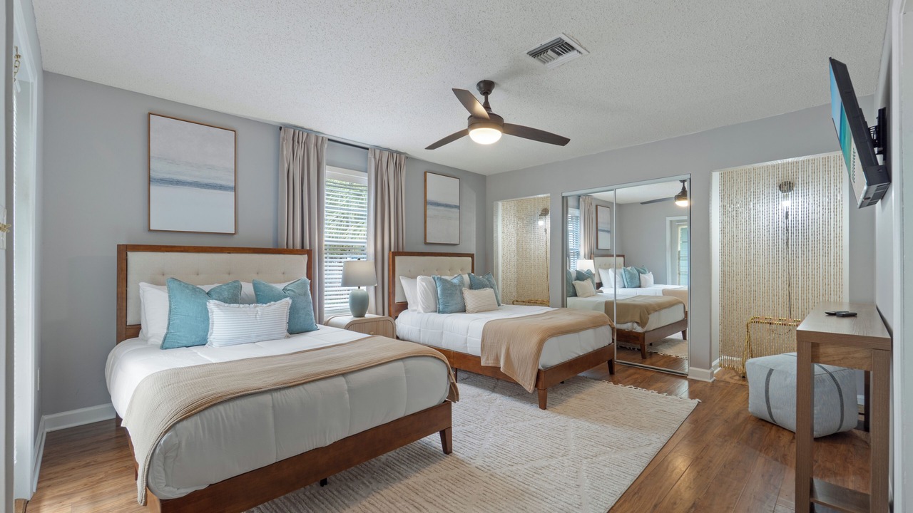 Photo of Bedroom in Mary Esther