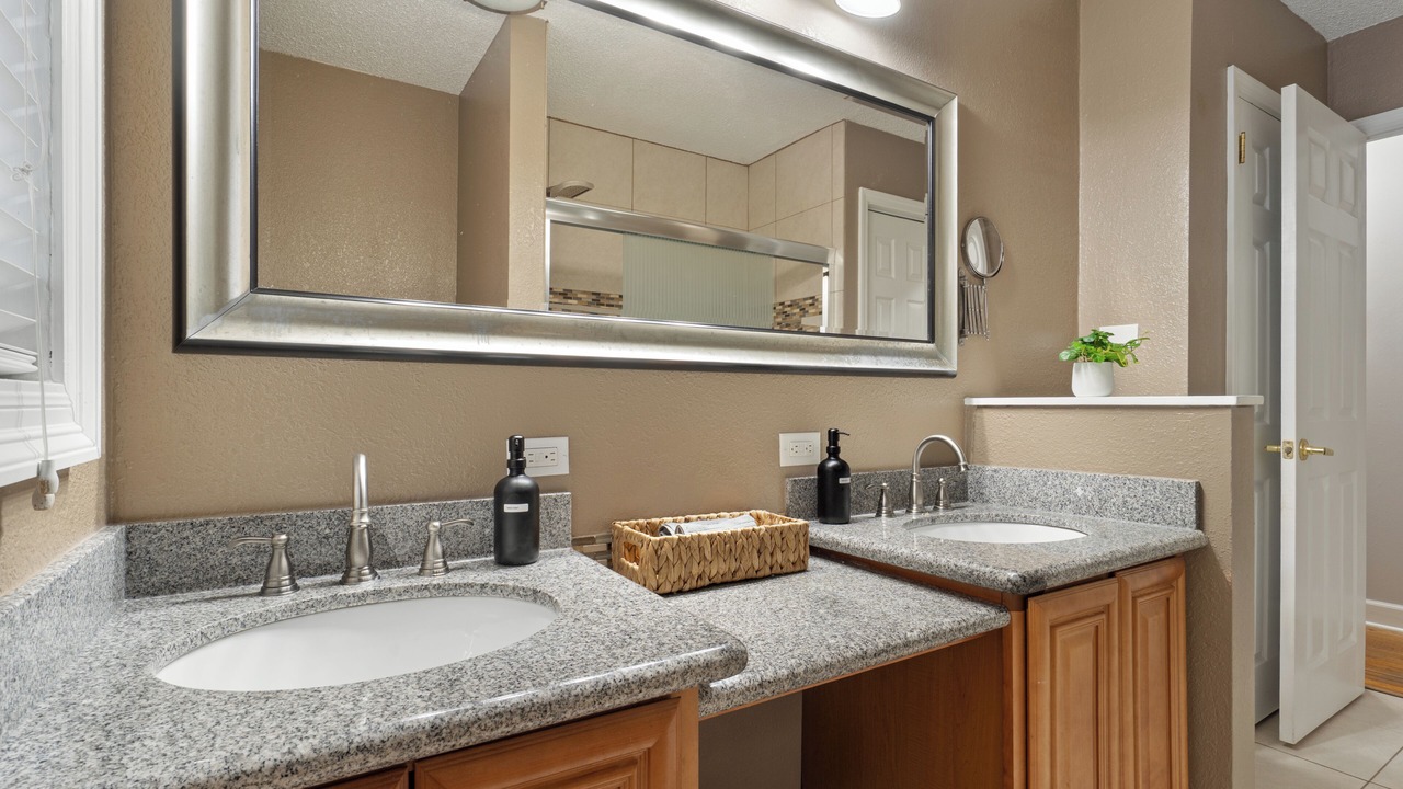 Photo of Bathroom in Mary Esther