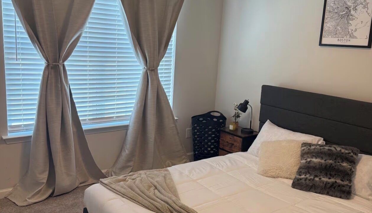 Photo of Bedroom in Ellenwood