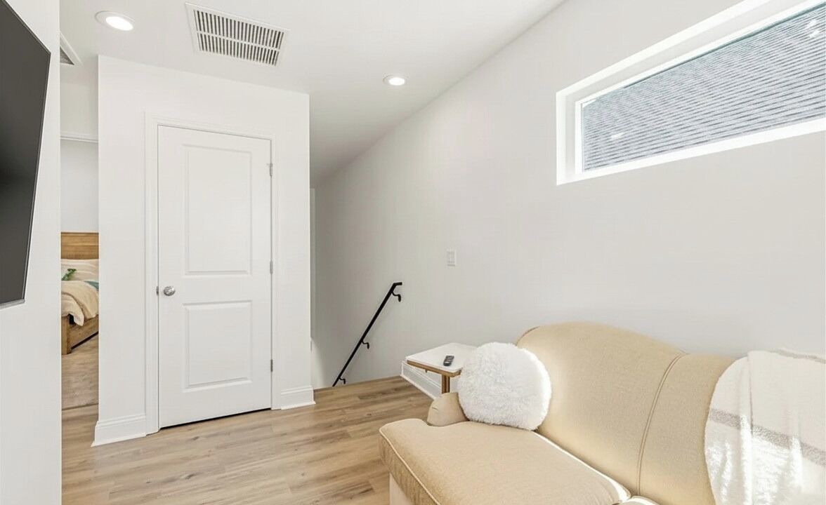 Photo of Livingroom in Tallahassee