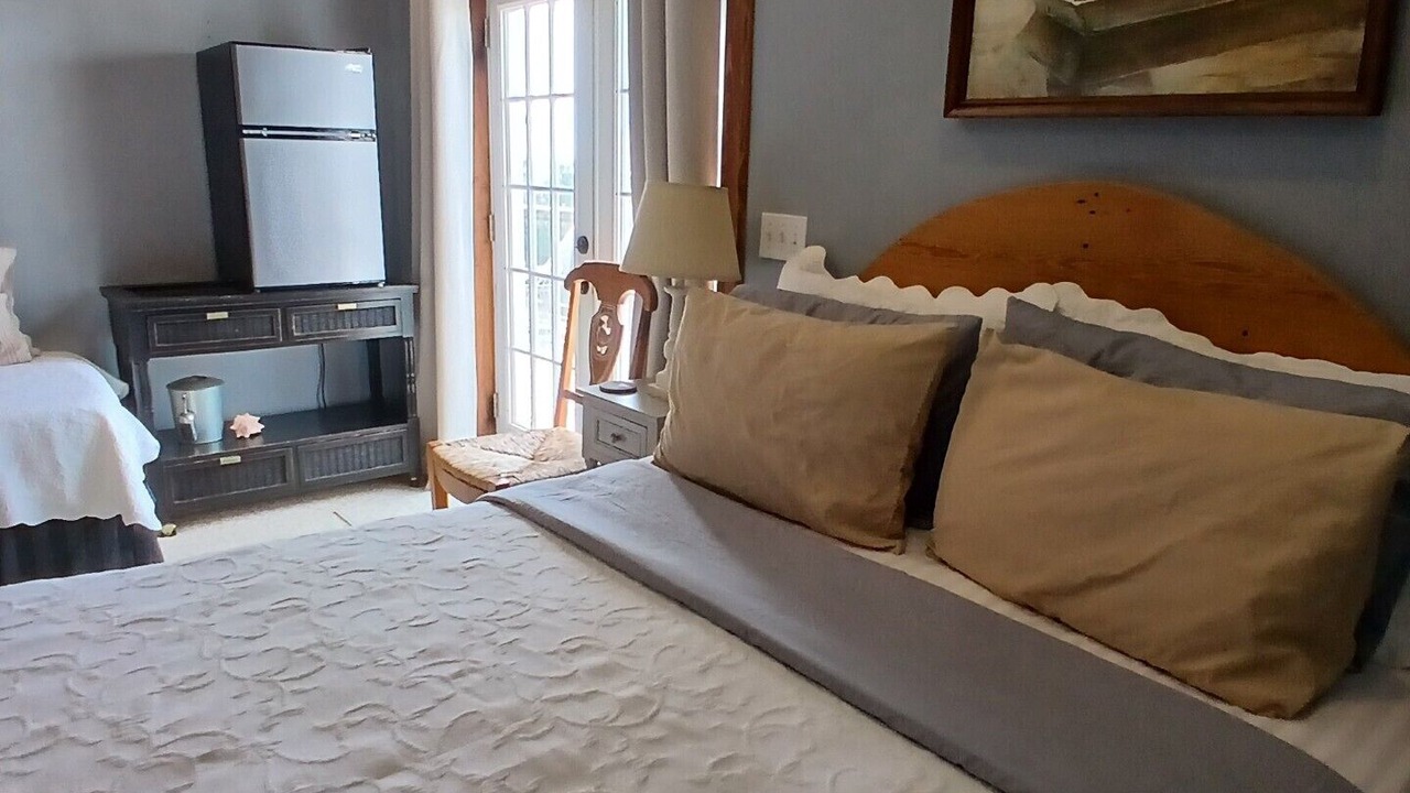 Photo of Bedroom in Salem