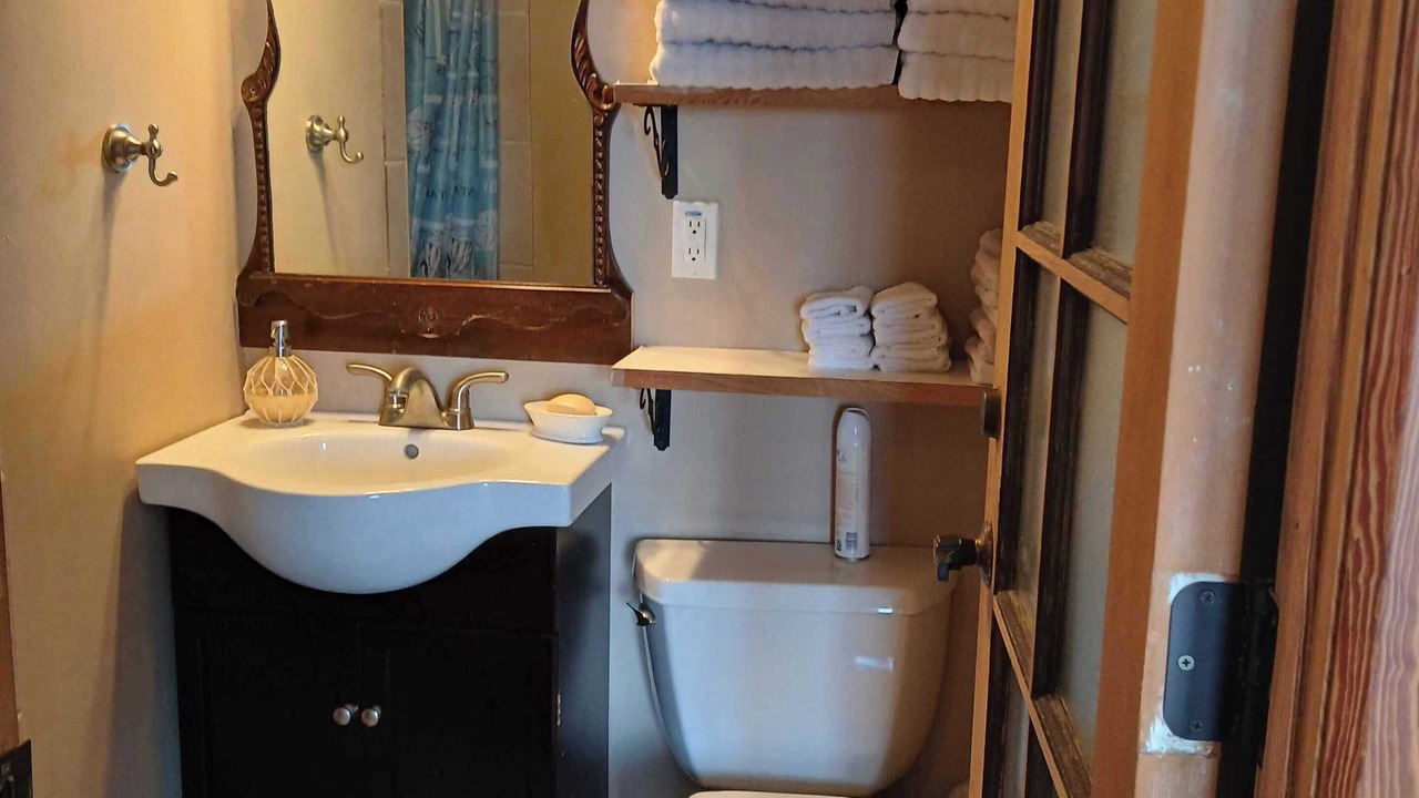 Photo of Bathroom in Salem