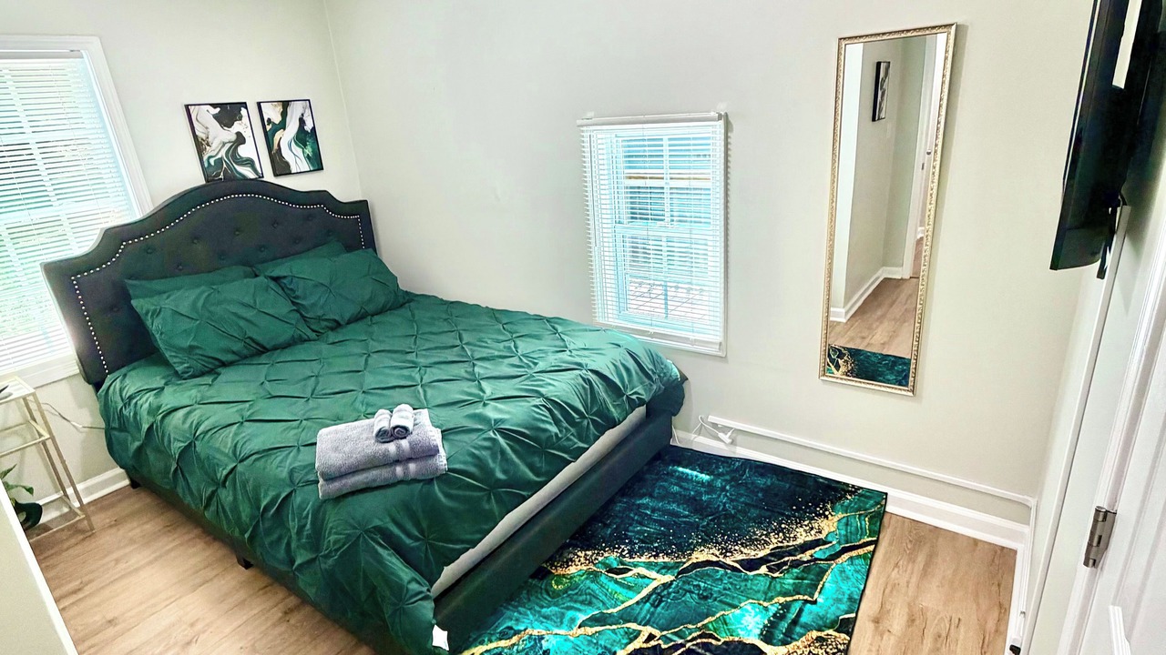 Photo of Bedroom in Hapeville