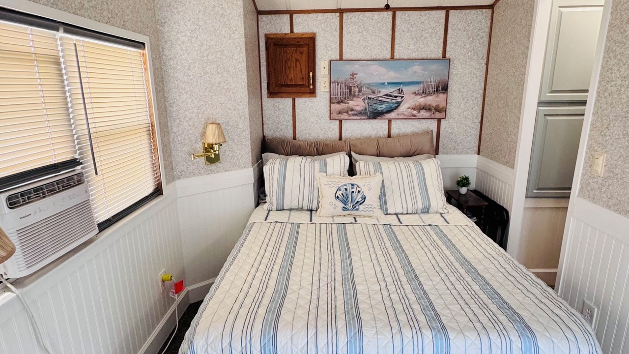 Photo of Bedroom in Keaton Beach