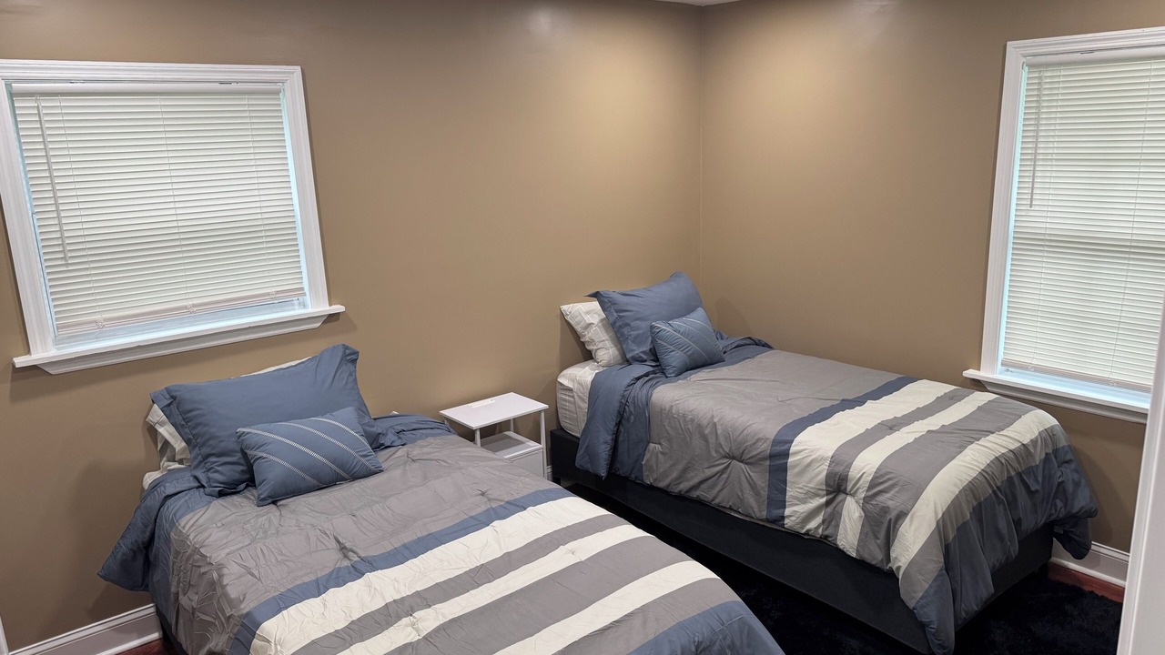 Photo of Bedroom in Forest Park