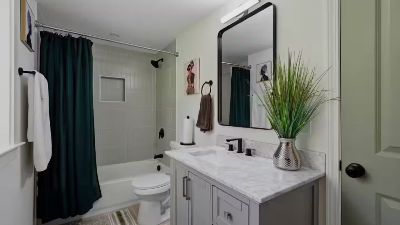 Photo of Bathroom in Southwestern