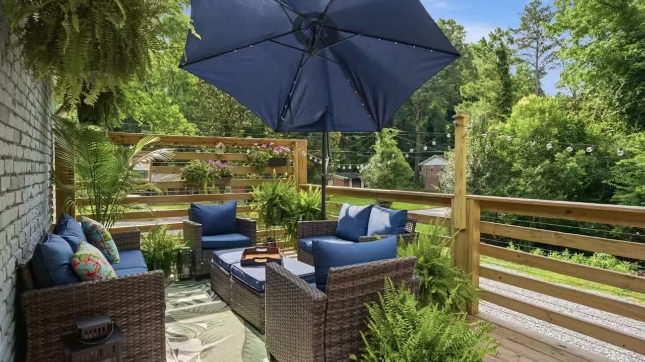 Photo of Patio Balcony in Southwestern
