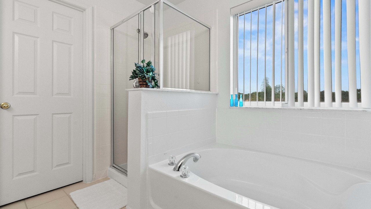 Photo of Bathroom in Windwood Bay