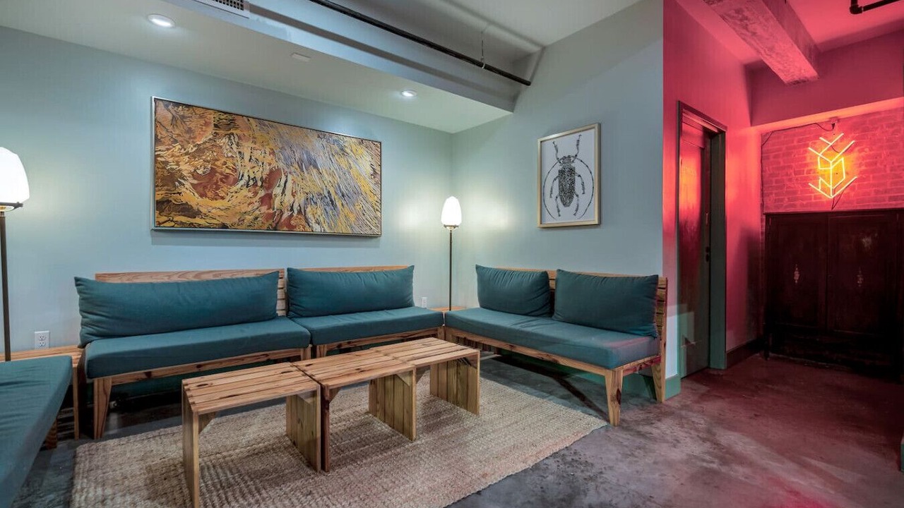 Photo of Livingroom in French Quarter