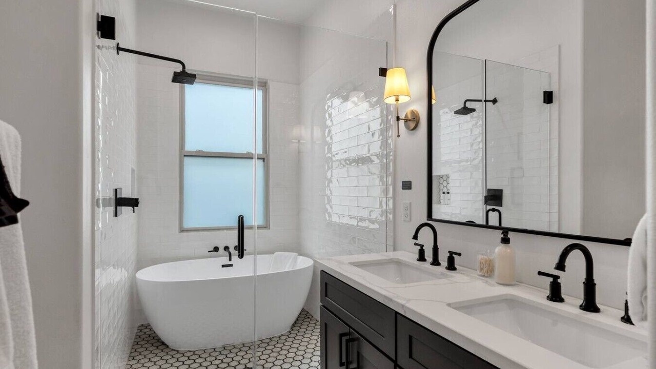 Photo of Bathroom in Bywater