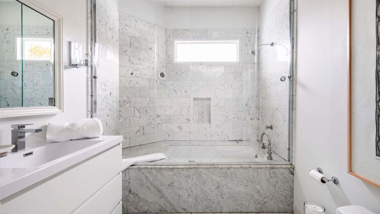 Photo of Bathroom in East Riverside
