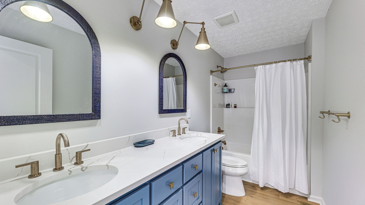 Photo of Bathroom in Little Kowaliga