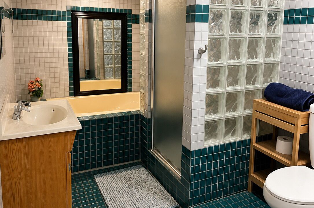 Photo of Bathroom in North Decatur