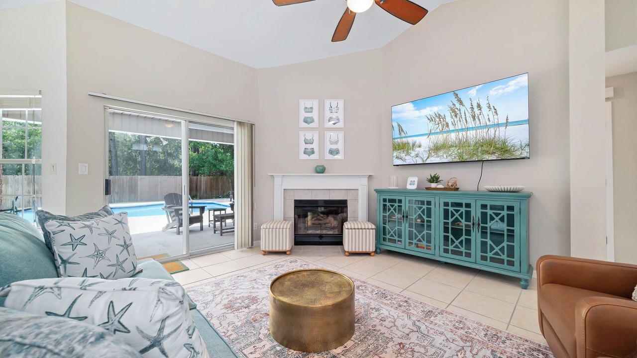 Photo of Livingroom in Ono Island