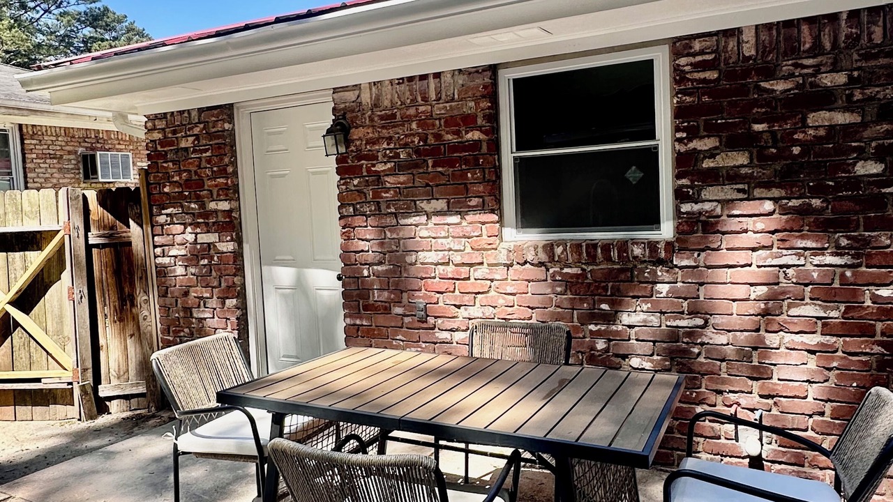 Photo of Outdoor in Buford Highway
