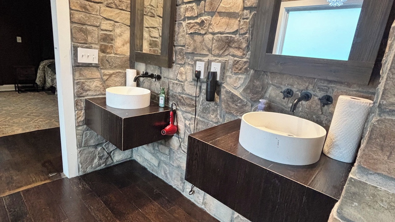 Photo of Bathroom in College Park
