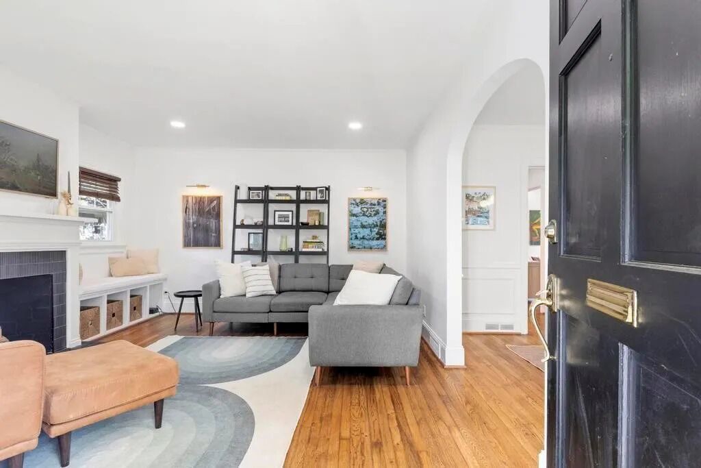 Photo of Livingroom in College Park