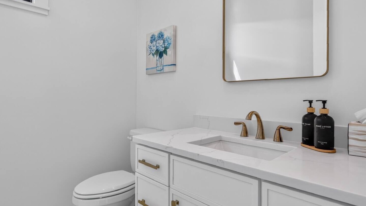 Photo of Bathroom in Waveland