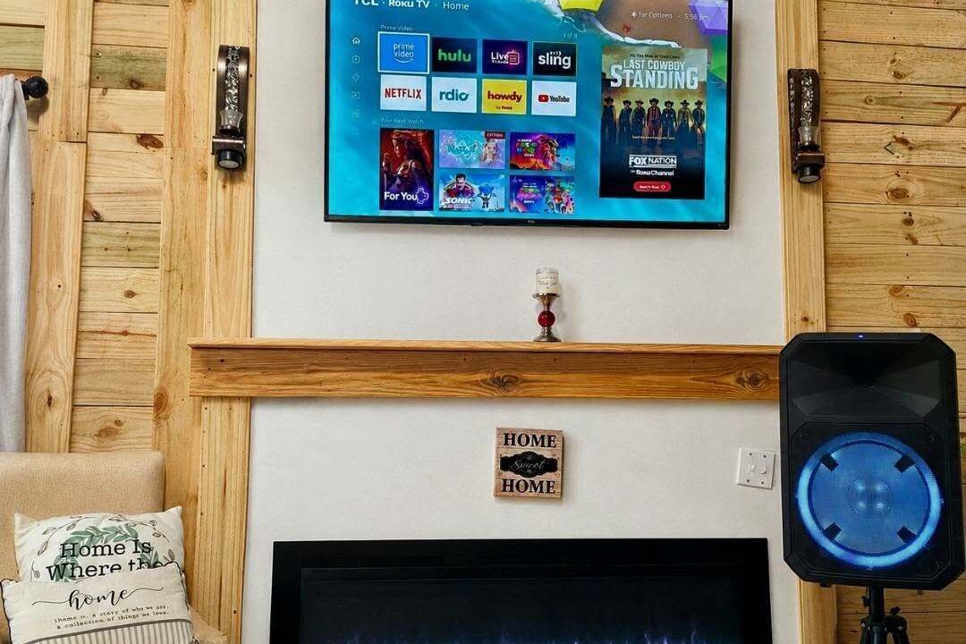 Photo of Livingroom in Charlton County