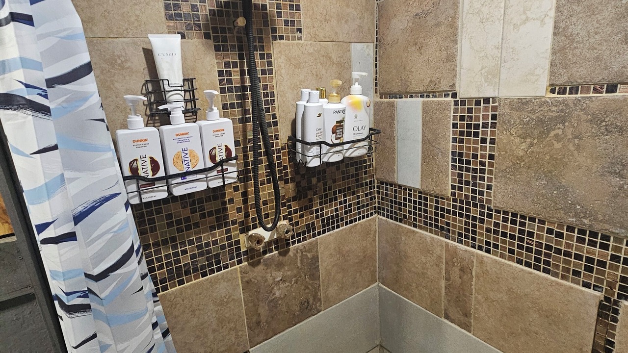 Photo of Bathroom in Charlton County
