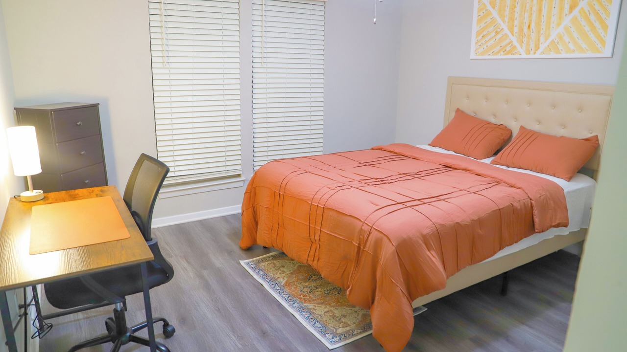 Photo of Bedroom in North Decatur