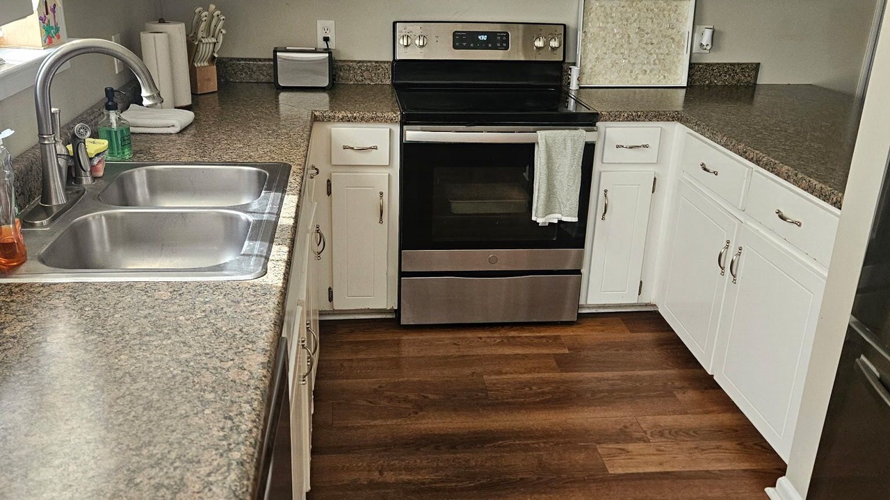 Photo of Kitchen in Midland City