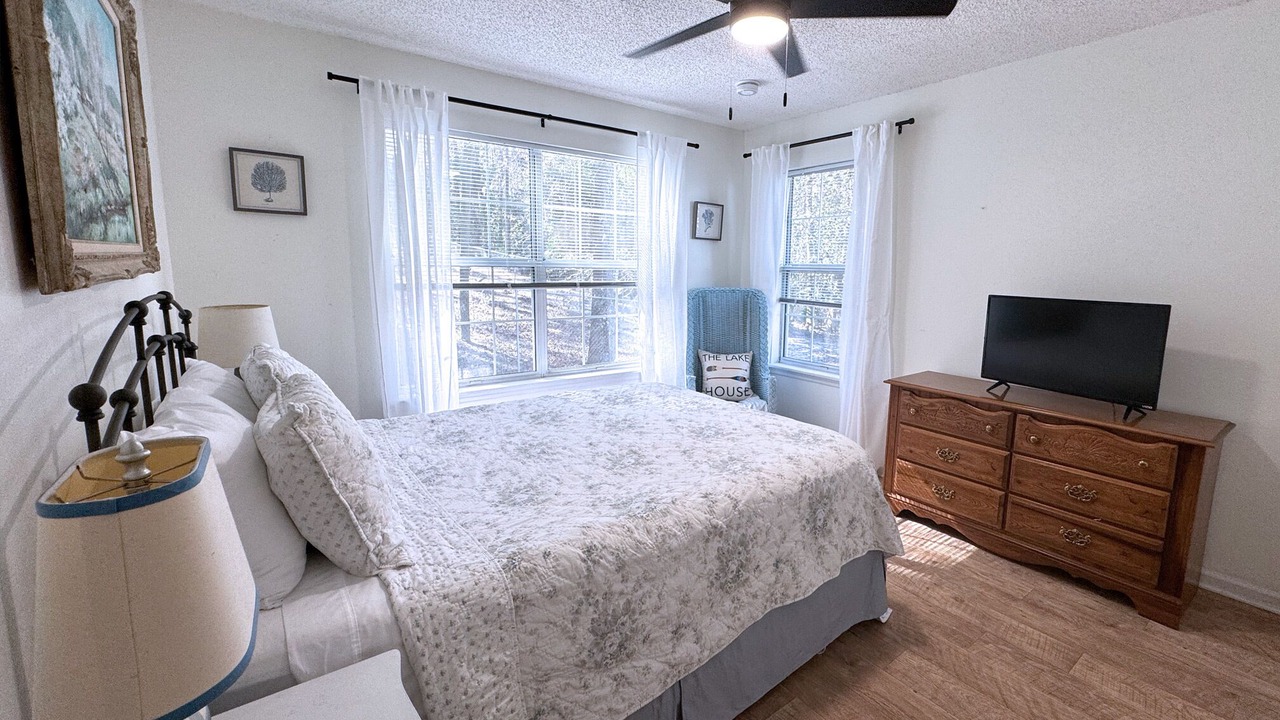Photo of Bedroom in Tallahassee