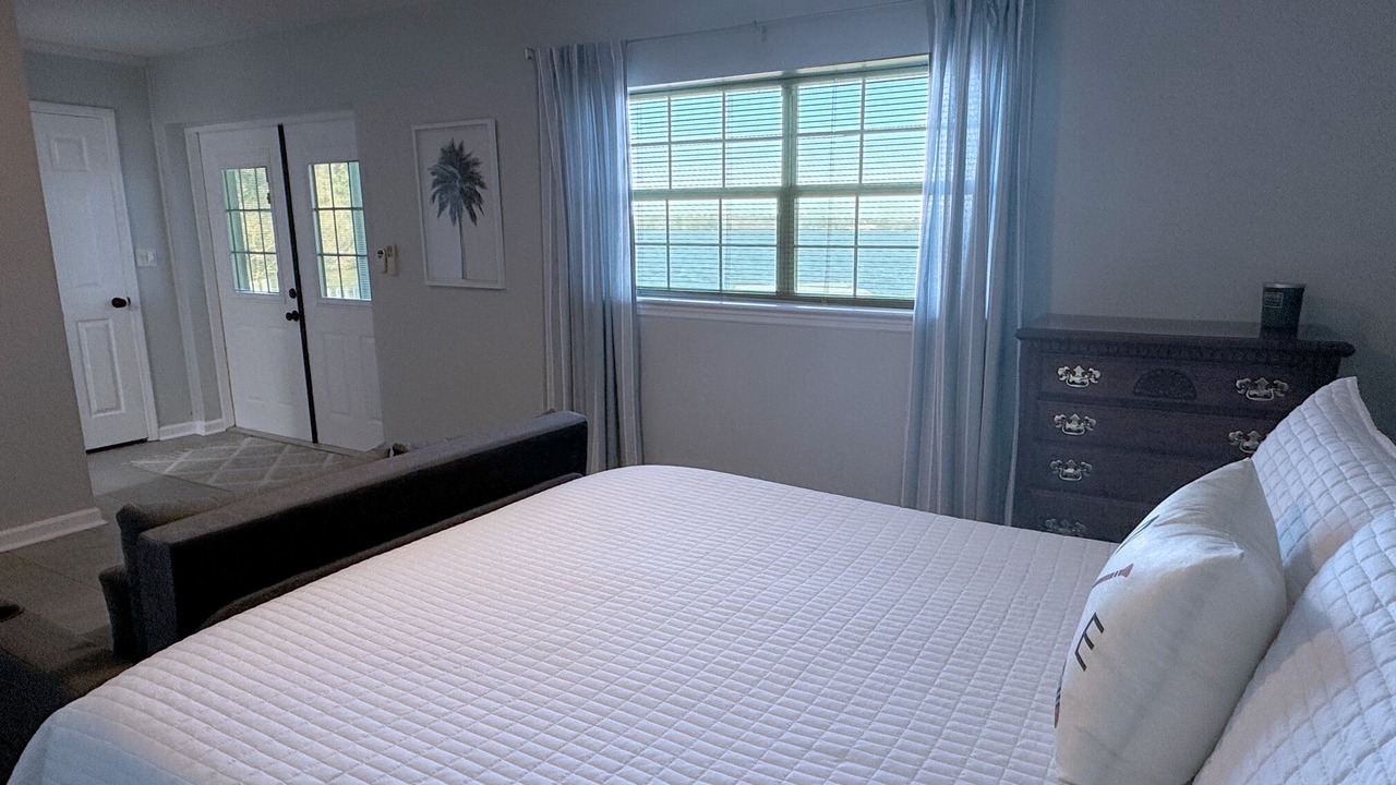 Photo of Bedroom in Tallahassee
