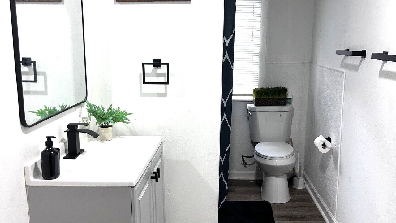 Photo of Bathroom in State College