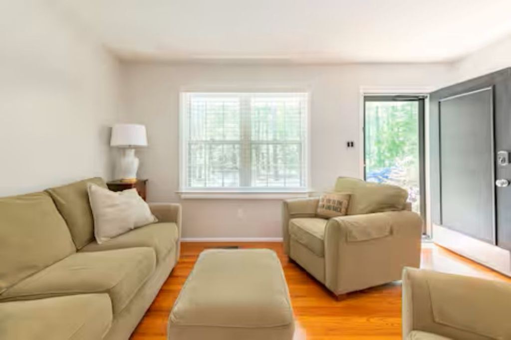 Photo of Livingroom in Fortson