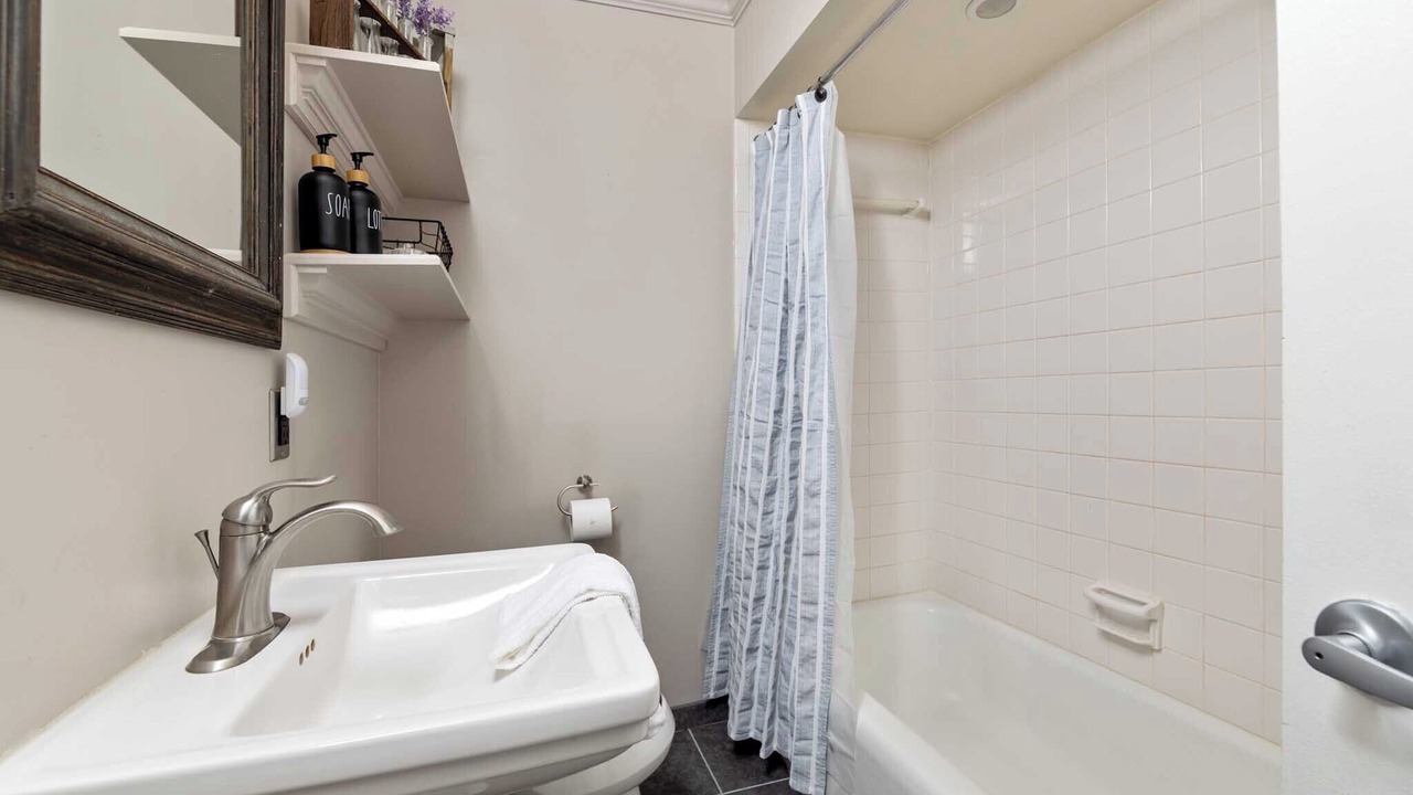 Photo of Bathroom in Fortson