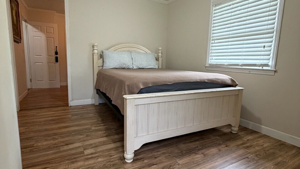 Photo of Bedroom in Eastman
