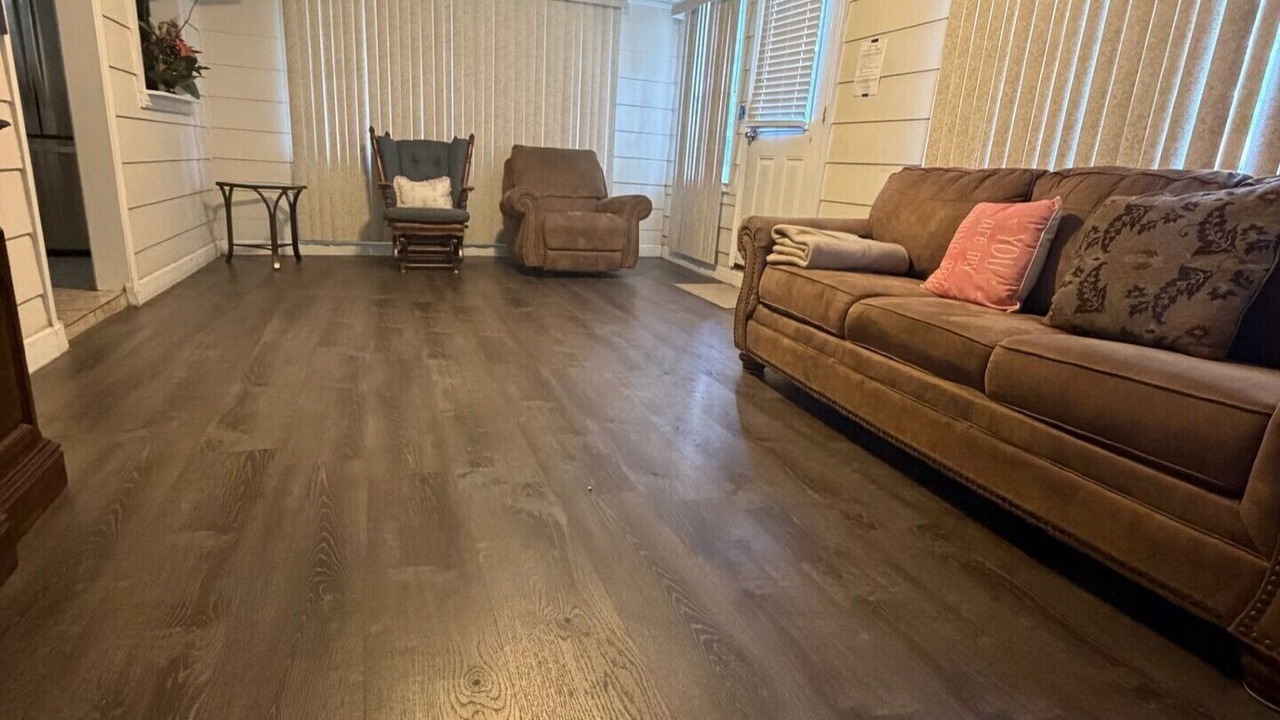 Photo of Livingroom in Eastman