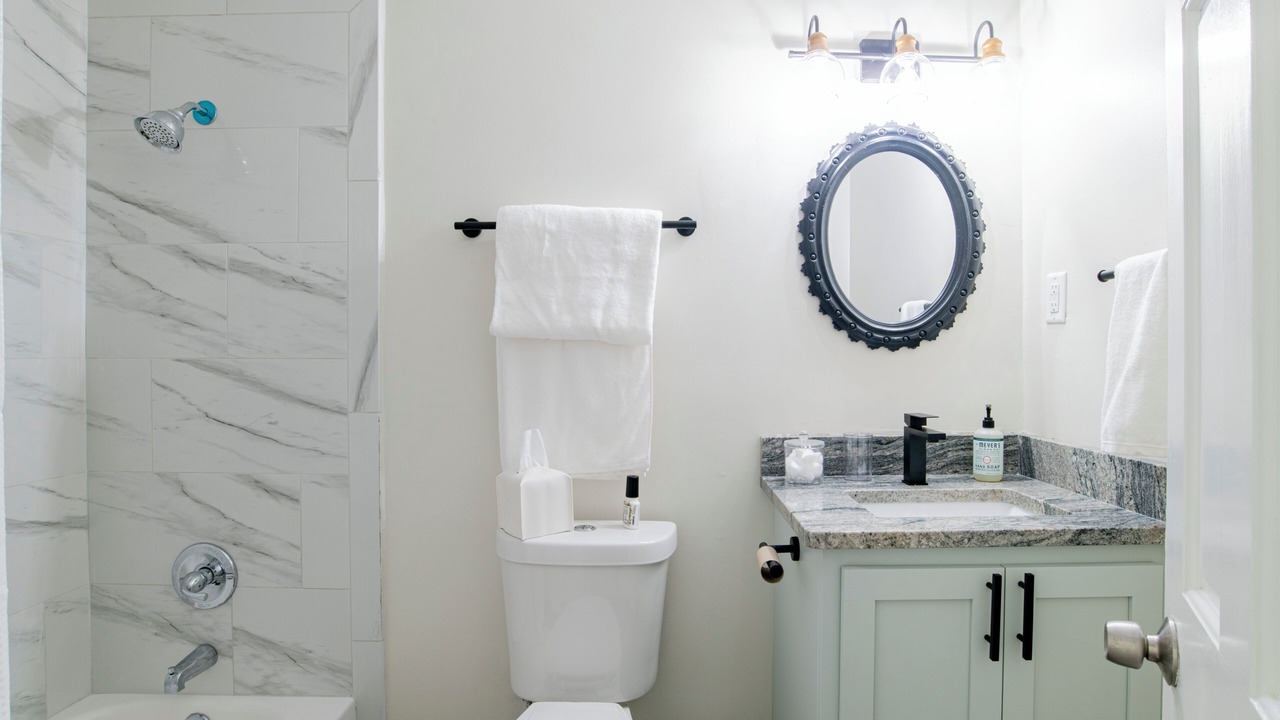 Photo of Bathroom in Mobile