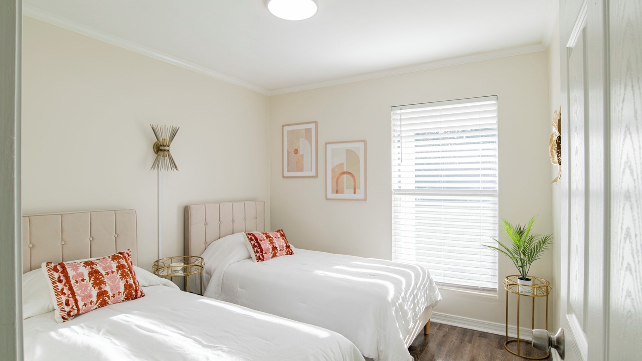 Photo of Bedroom in Mobile