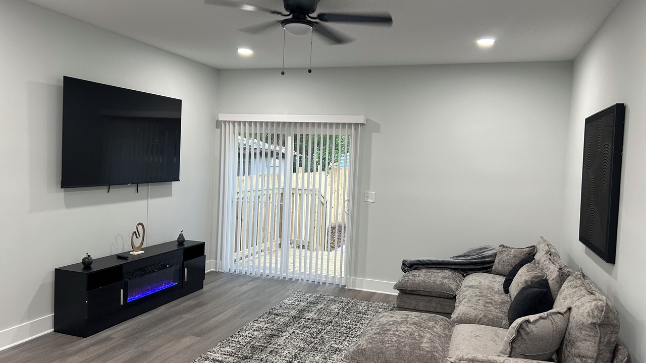 Photo of Livingroom in Urban Core