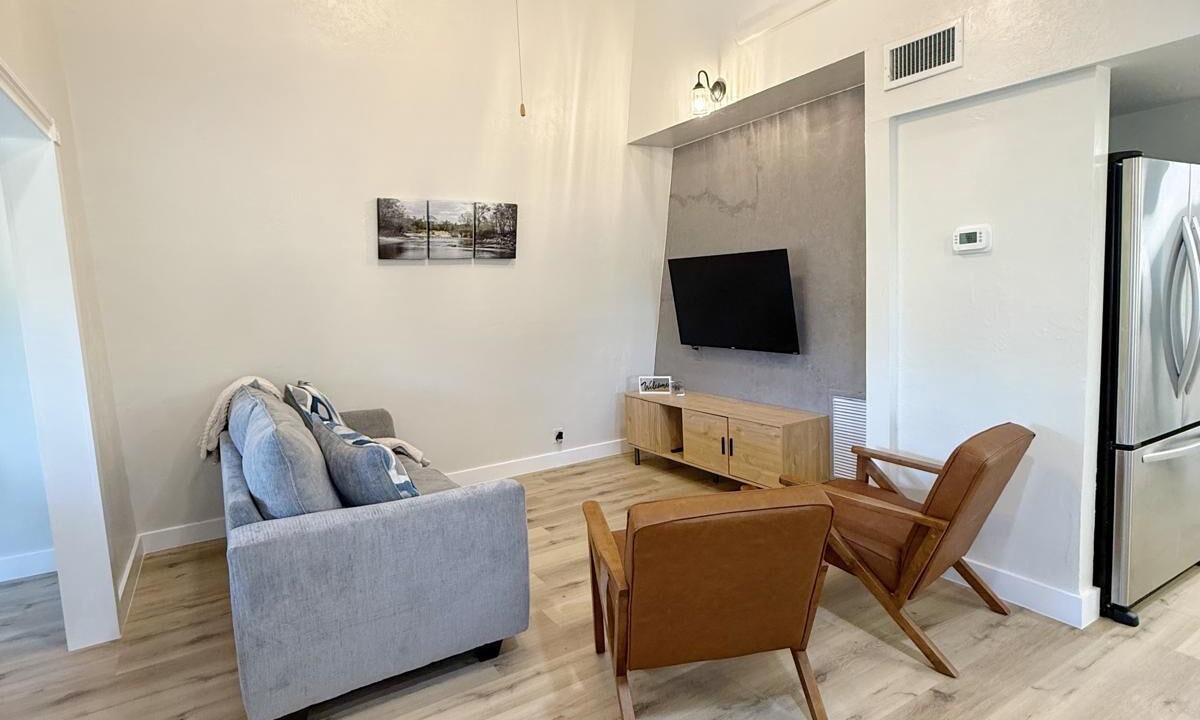 Photo of Livingroom in Branford